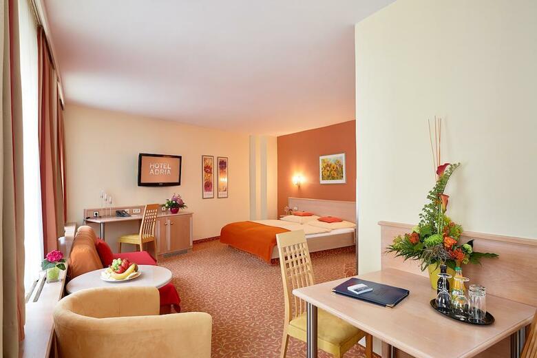 Hotel Adria Am Englischen Garten(.)