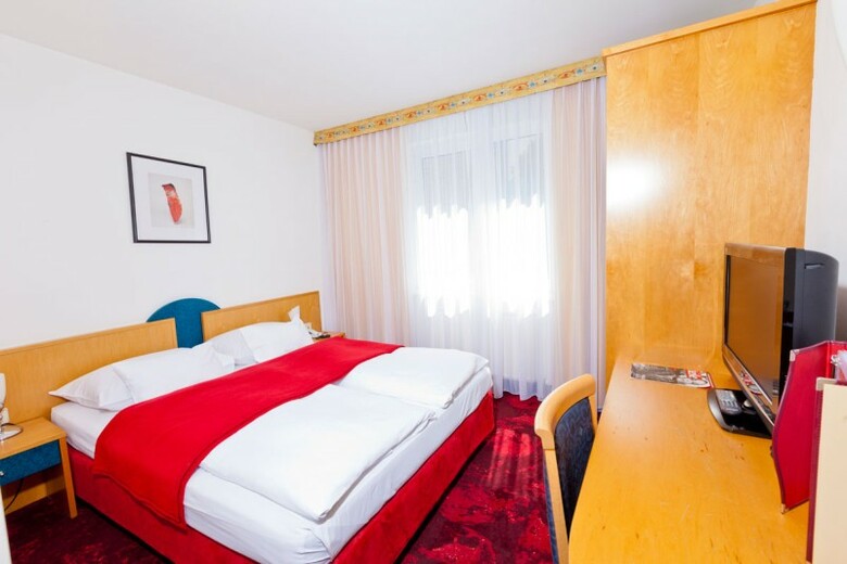 Hotel Boltzmann