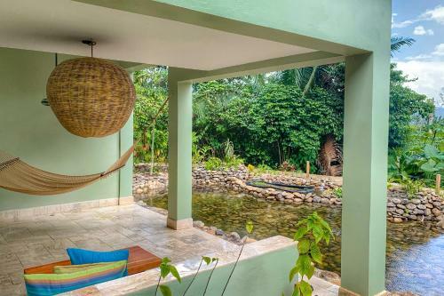Sleeping Giant Rainforest Lodge