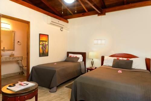 Hotel Parrot Cove Lodge