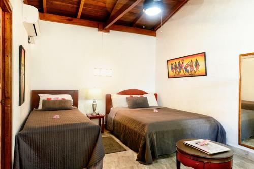 Hotel Parrot Cove Lodge