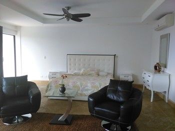 Shana Hotel & Residence