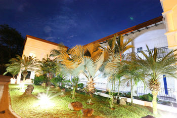 Shana Hotel & Residence