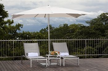 Shana Hotel & Residence