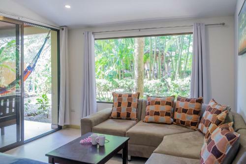 Zula Inn Aparthotel