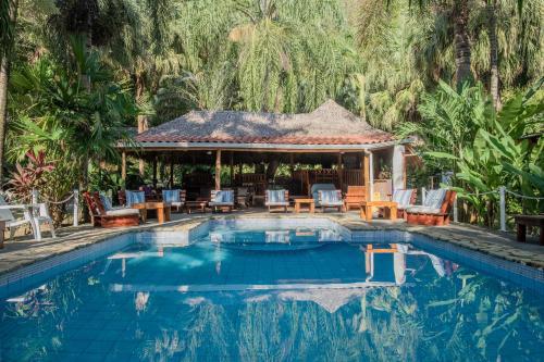 Zula Inn Aparthotel