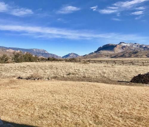 Posada Yellowstone Cutthroat Guest Ranch