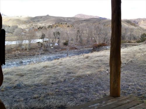 Posada Yellowstone Cutthroat Guest Ranch