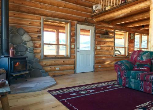 Posada Yellowstone Cutthroat Guest Ranch