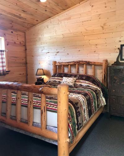 Posada Yellowstone Cutthroat Guest Ranch