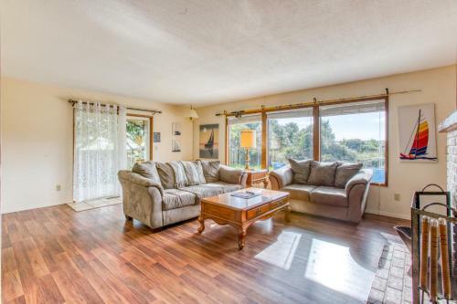 Bay Bridge Beach House