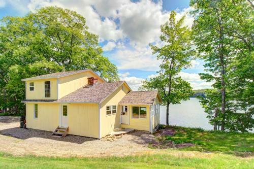 Damariscotta Lakefront Retreat