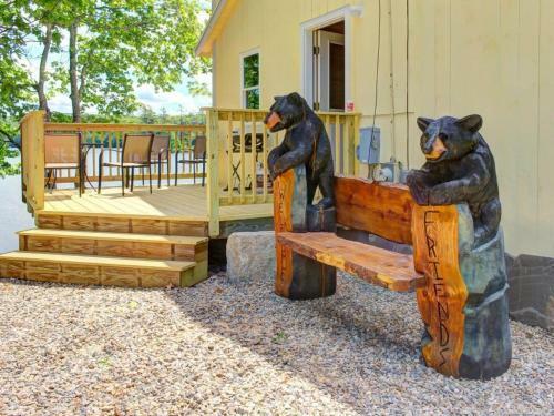 Damariscotta Lakefront Retreat