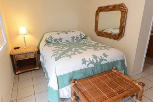 Lodge Waimanalo Beach Cottages