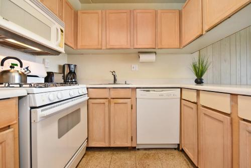 Apartamento Kihei Akahi C-616 Condo