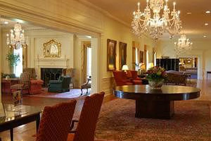 Hotel Founders Inn And Spa