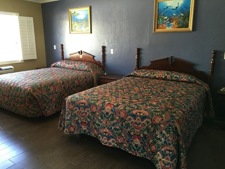 Hyde Park Motel
