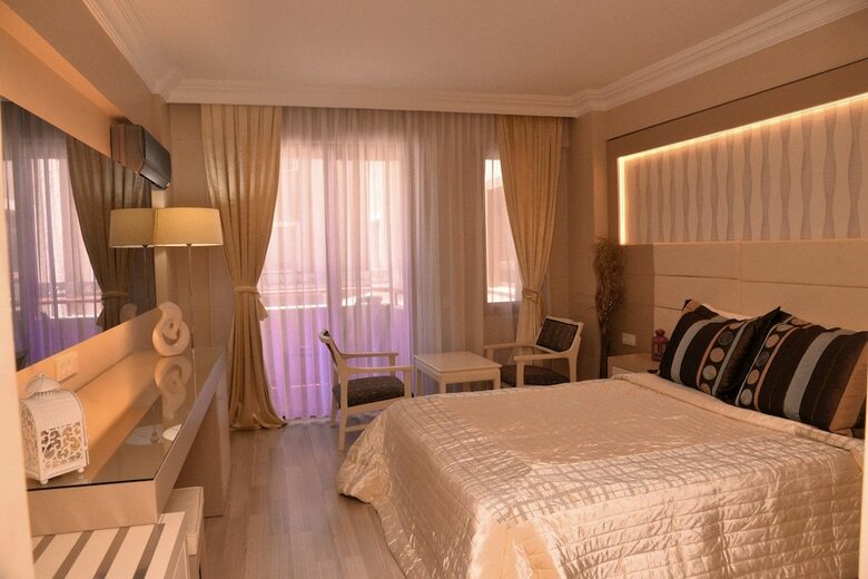 Hotel Mendos Garden Exclusive