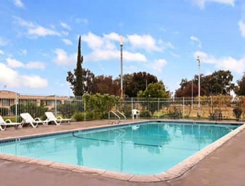 Motel Madera Days Inn