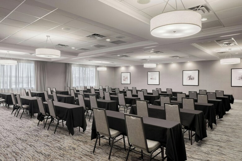 Sheraton Louisville Riverside Hotel
