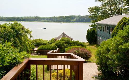 The Cove Motel