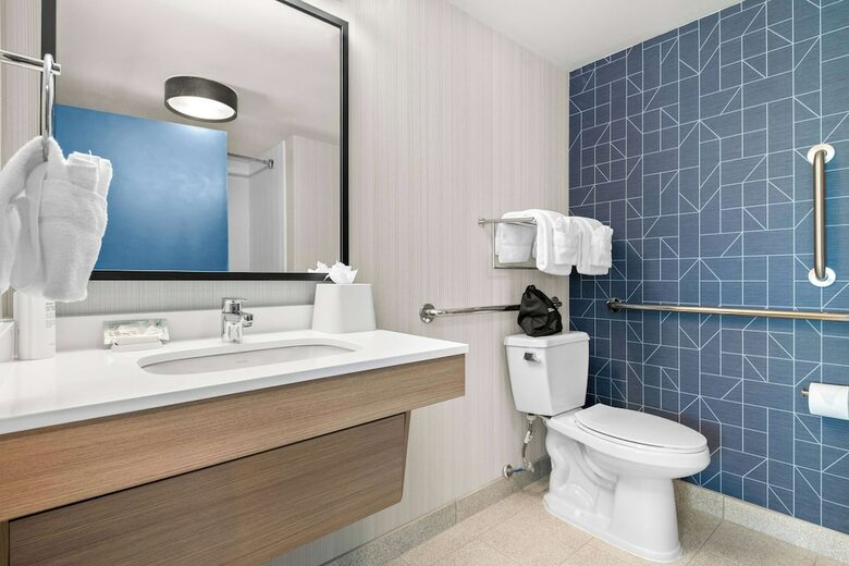 Hotel Comfort Suites Exton