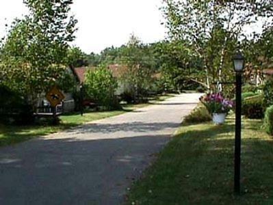 Kennebunk Gallery Motel And Cottages