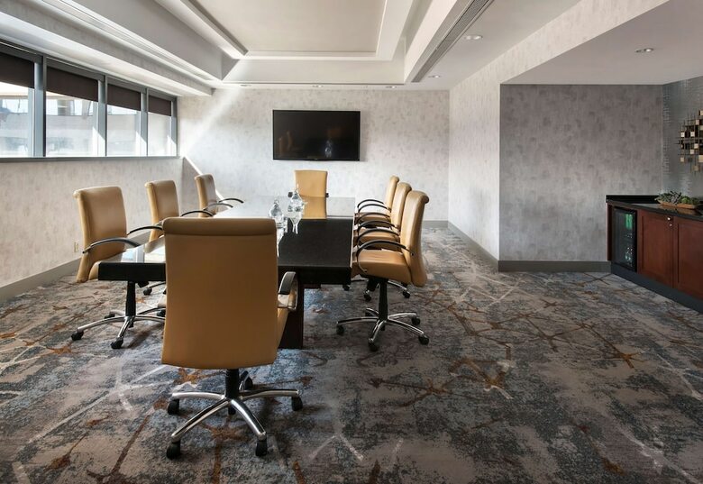 Hotel Bethesda Marriott Suites