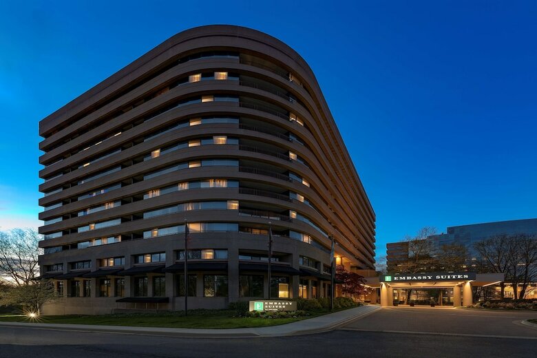 Hotel Bethesda Marriott Suites