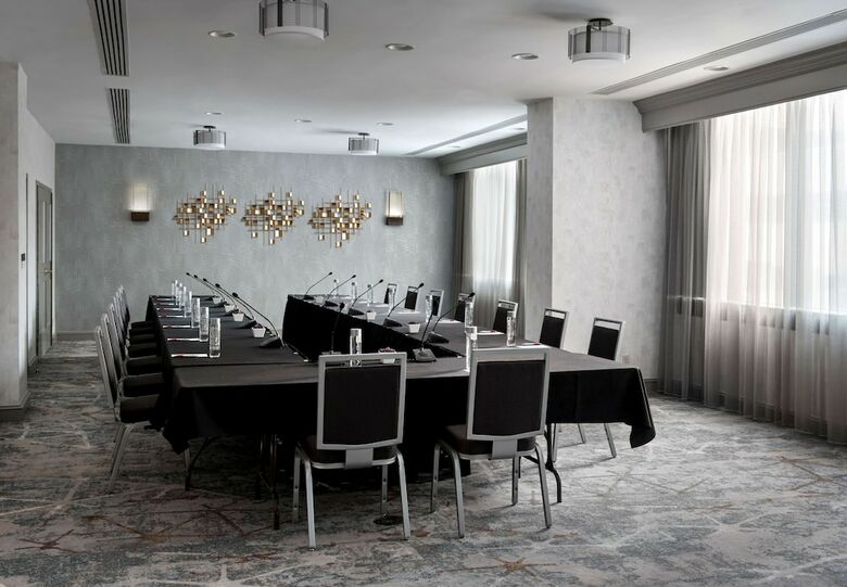 Hotel Bethesda Marriott Suites