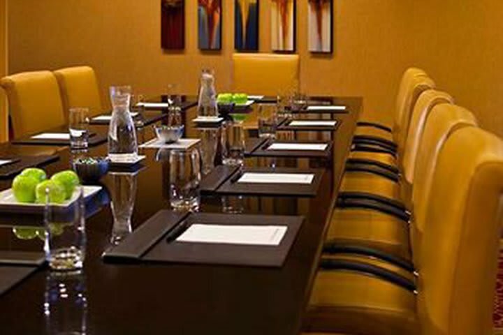 Hotel Bethesda Marriott Suites