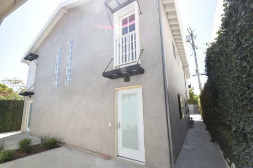 Abbot Kinney Villa