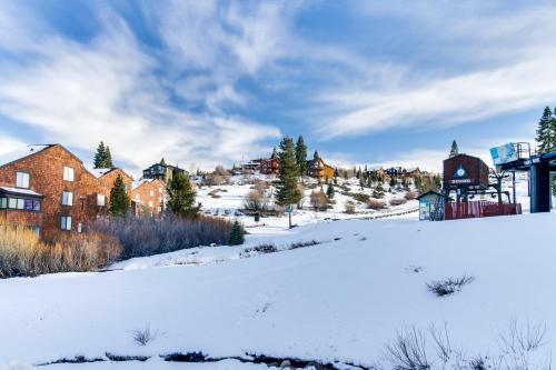 Ski Bowl Slopeside