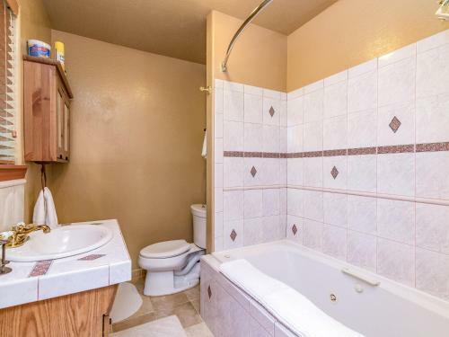 14029 Northwoods Blvd Home