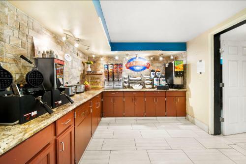 Hotel Baymont Inn & Suites Muncie