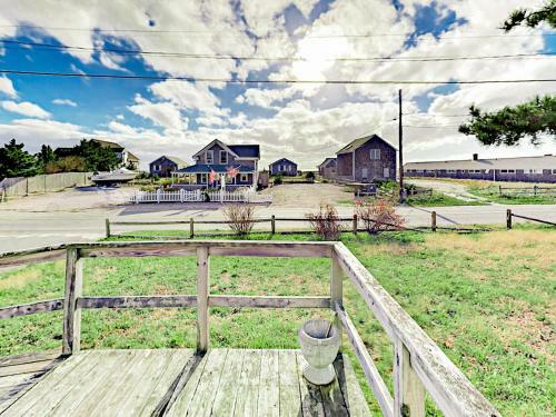 Cape Cod House 599 Home