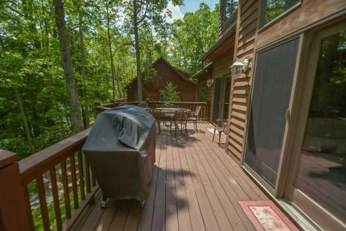 Commander's Quarters Five-bedroom Holiday Home