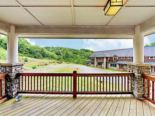Wolf Ridge Townhome #156397 Townhouse