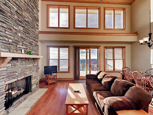 Wolf Ridge Townhome #156413 Townhouse