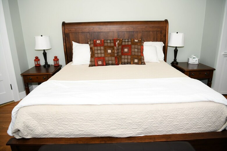 Bed & Breakfast Clay Corner Inn