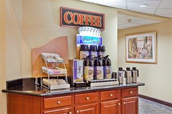 Holiday Inn Express Hotel & Suites Lawrenceville