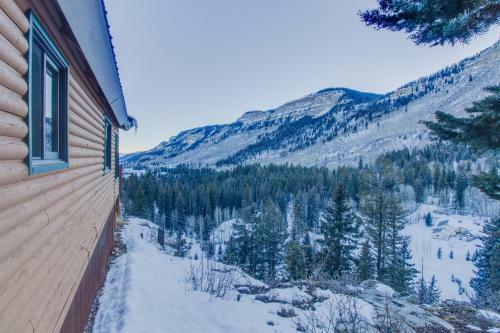Primrose Cabin