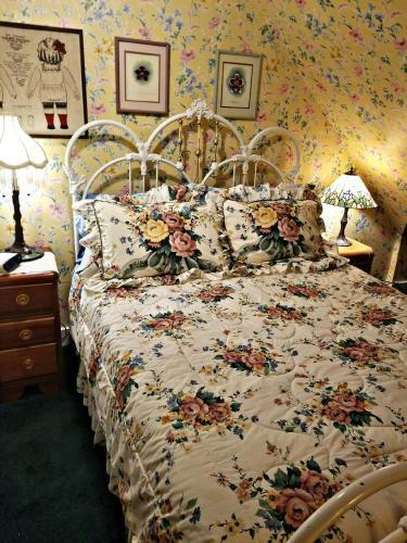 Geiger Victorian Bed And Breakfast