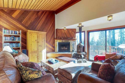 The Fairway Lodge