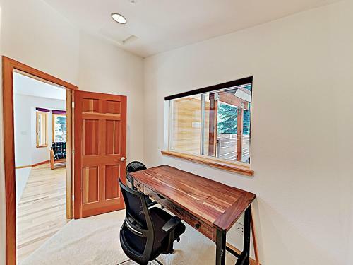 Westlake Village Home