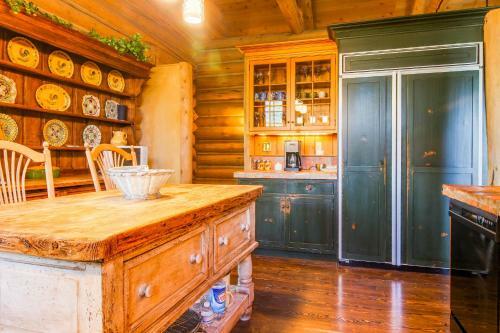 Rocky Road Retreat