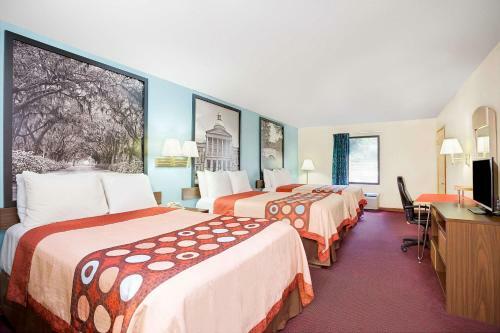 Hotel Super 8 Forest Park