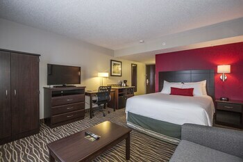 Ramada Columbus Hotel And Conference Center