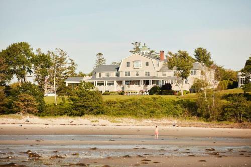 Posada Black Point Inn
