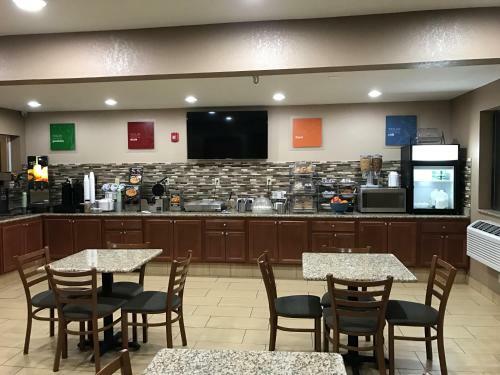 Motel Quincy Inn & Suites